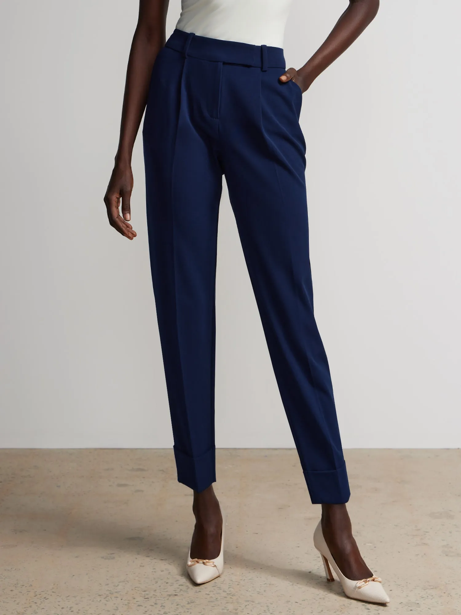 Barrel Leg Pleated Pant