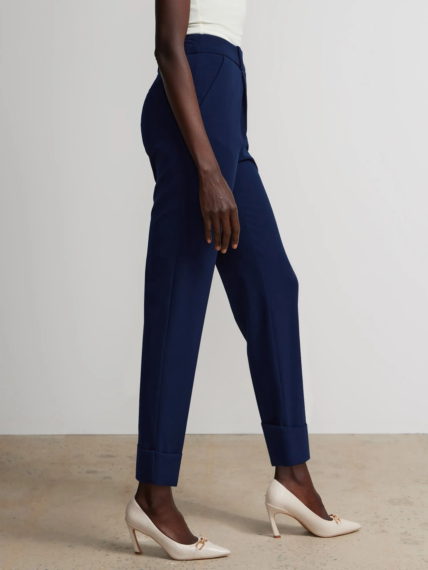 Barrel Leg Pleated Pant