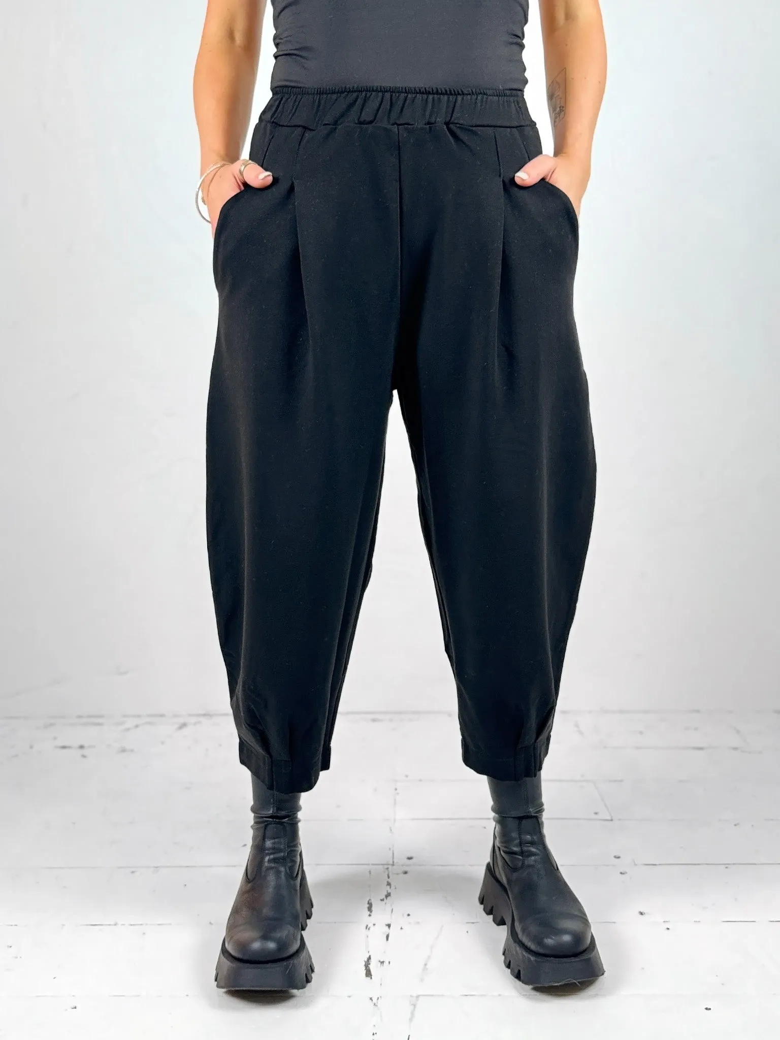 Bianco F - Jersey Trousers - Nero