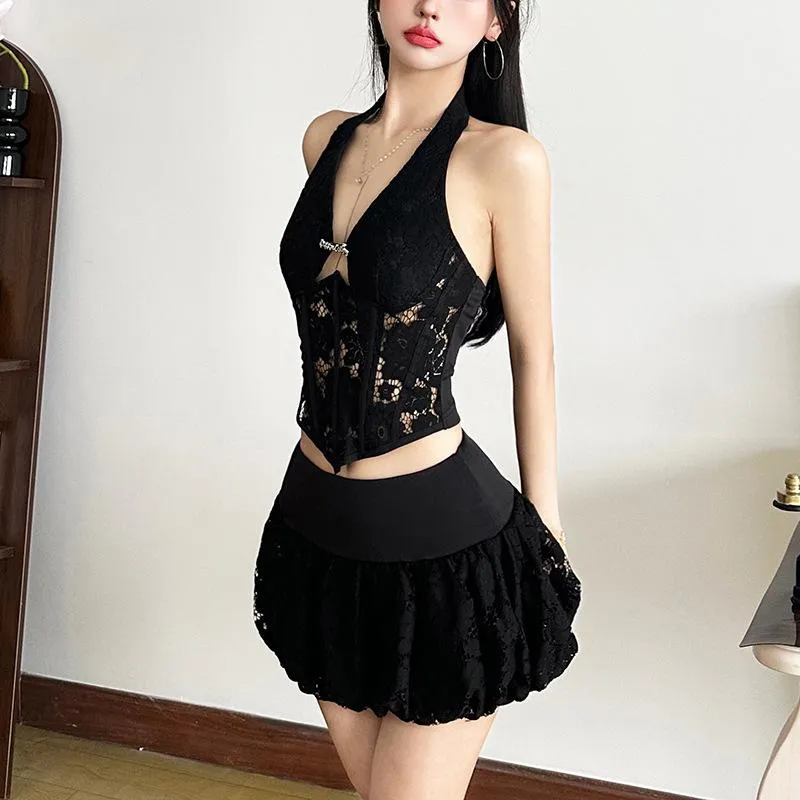 Lace ruffle solid mini skirt