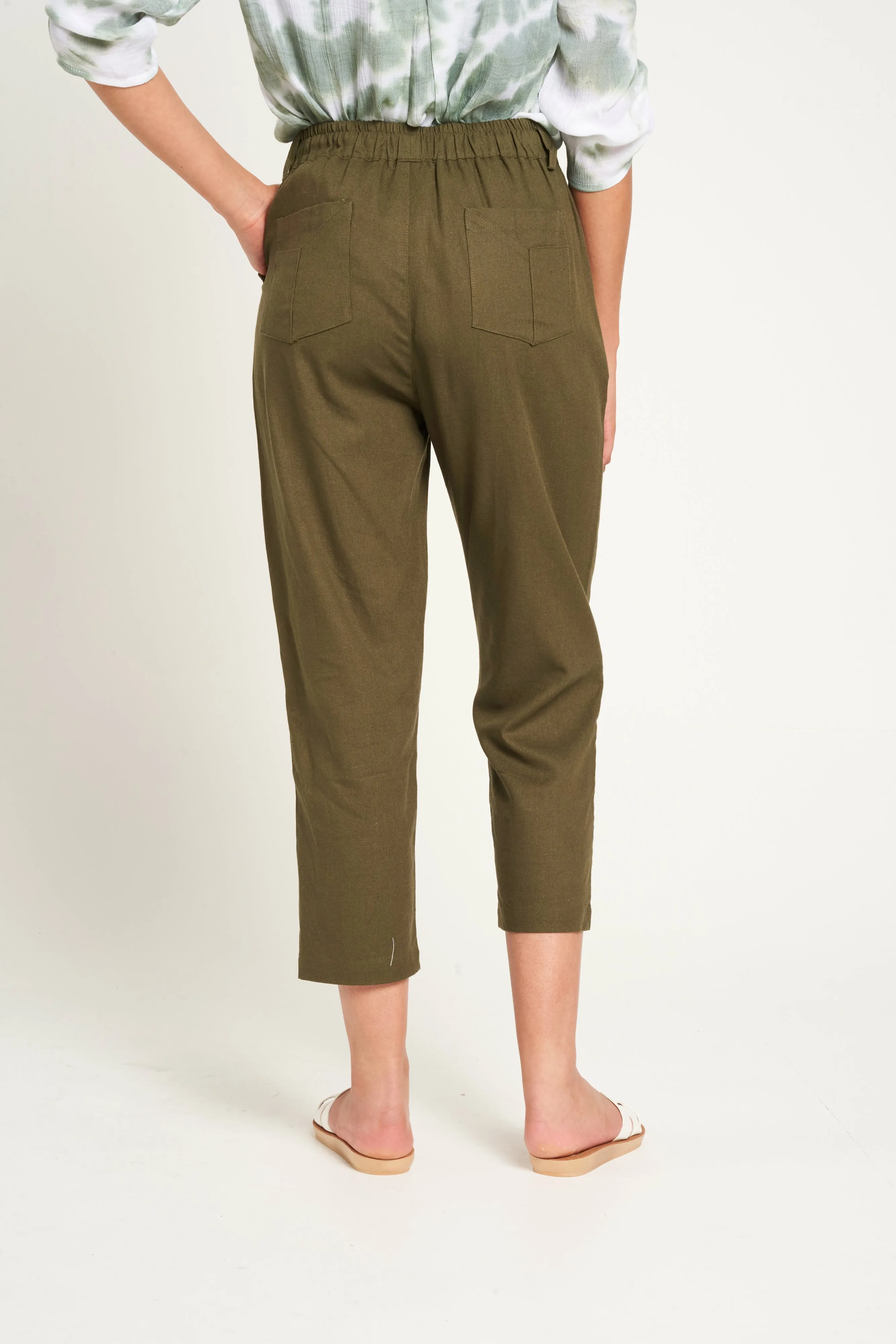 Saloos Crop Trousers with Angle Front Pockets