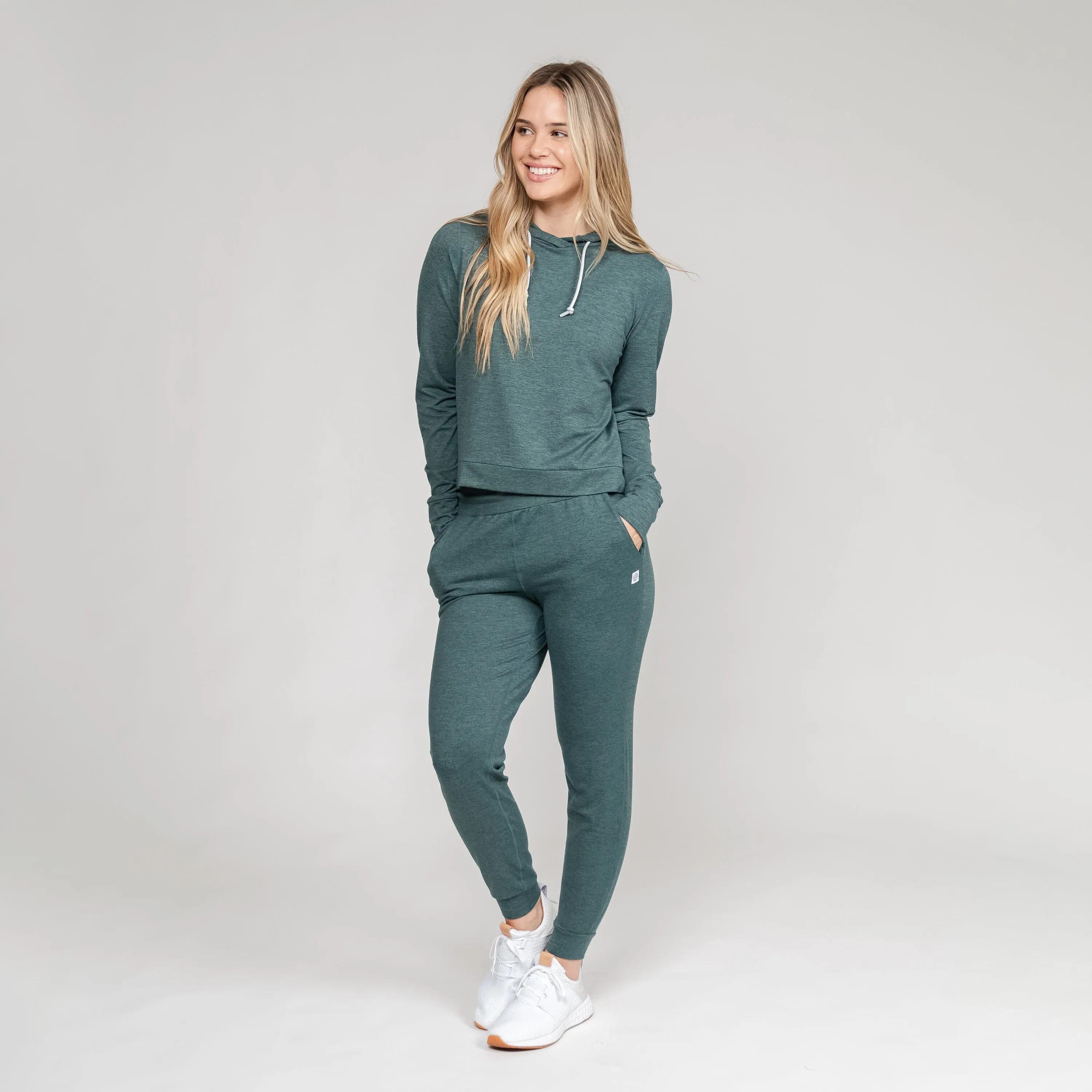 Tempo Performance Hoodie | Heather - Ponderosa Green/Willow Green