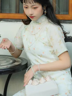 Yi Xiao 伊笑 Carefree 1930s Ramie Plant Half Sleeve Qipao